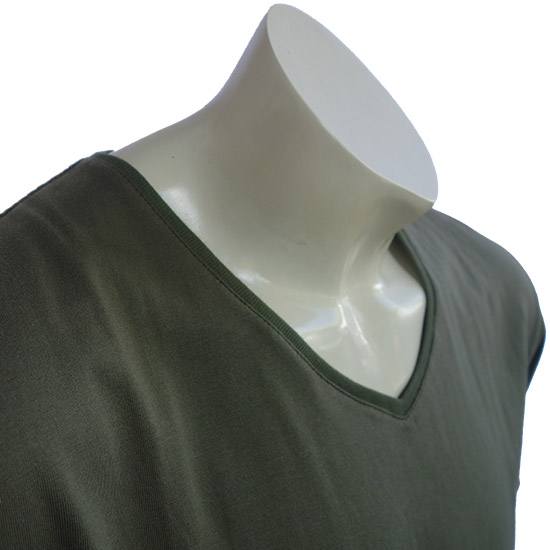 Deep V-Neck - photo 9